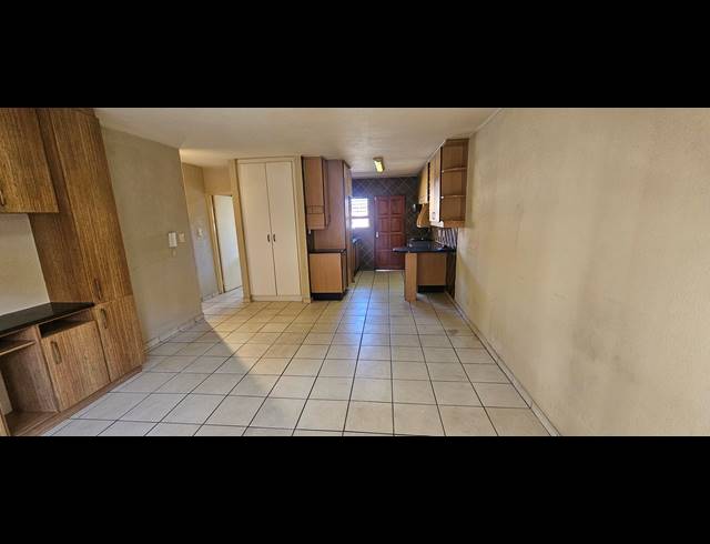 2 BEDROOM TOWNHOUSE FOR SALE IN ALBERTON NORTH